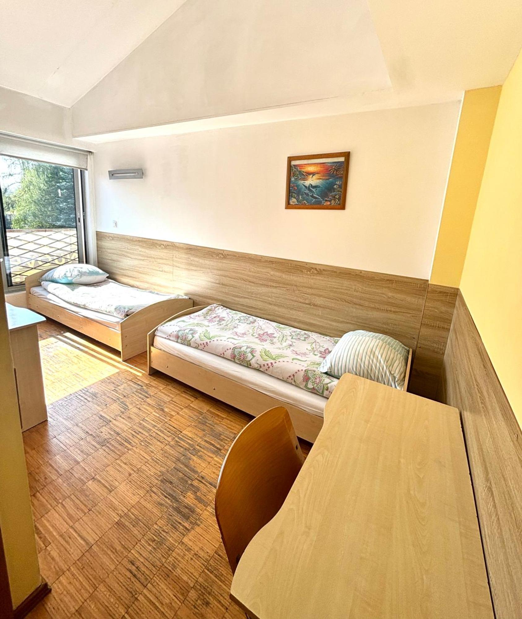Hostel Nuove Frontiere Ниса Екстер'єр фото